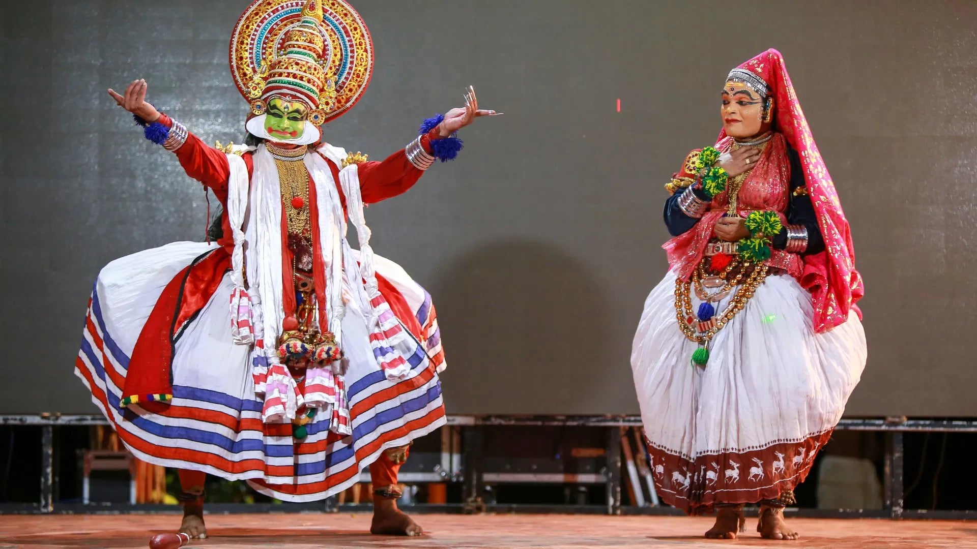 240 HD porno onlayn tomosha qiling Busty talabalar porno