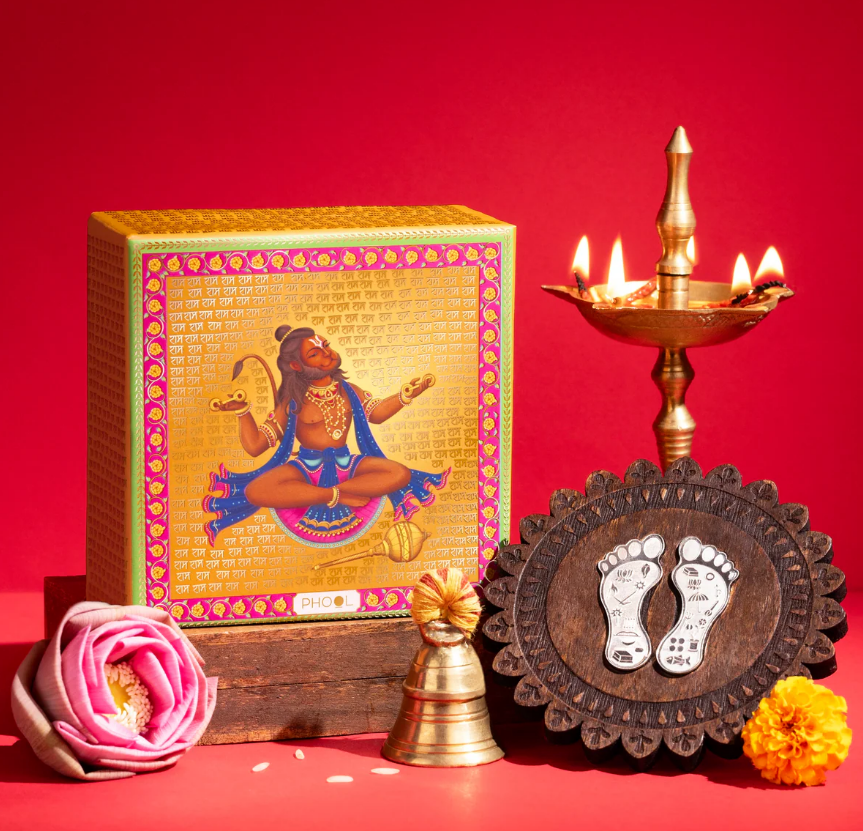 Diwali to Christmas: Festive Gifting Ideas for Employees & Business Partners