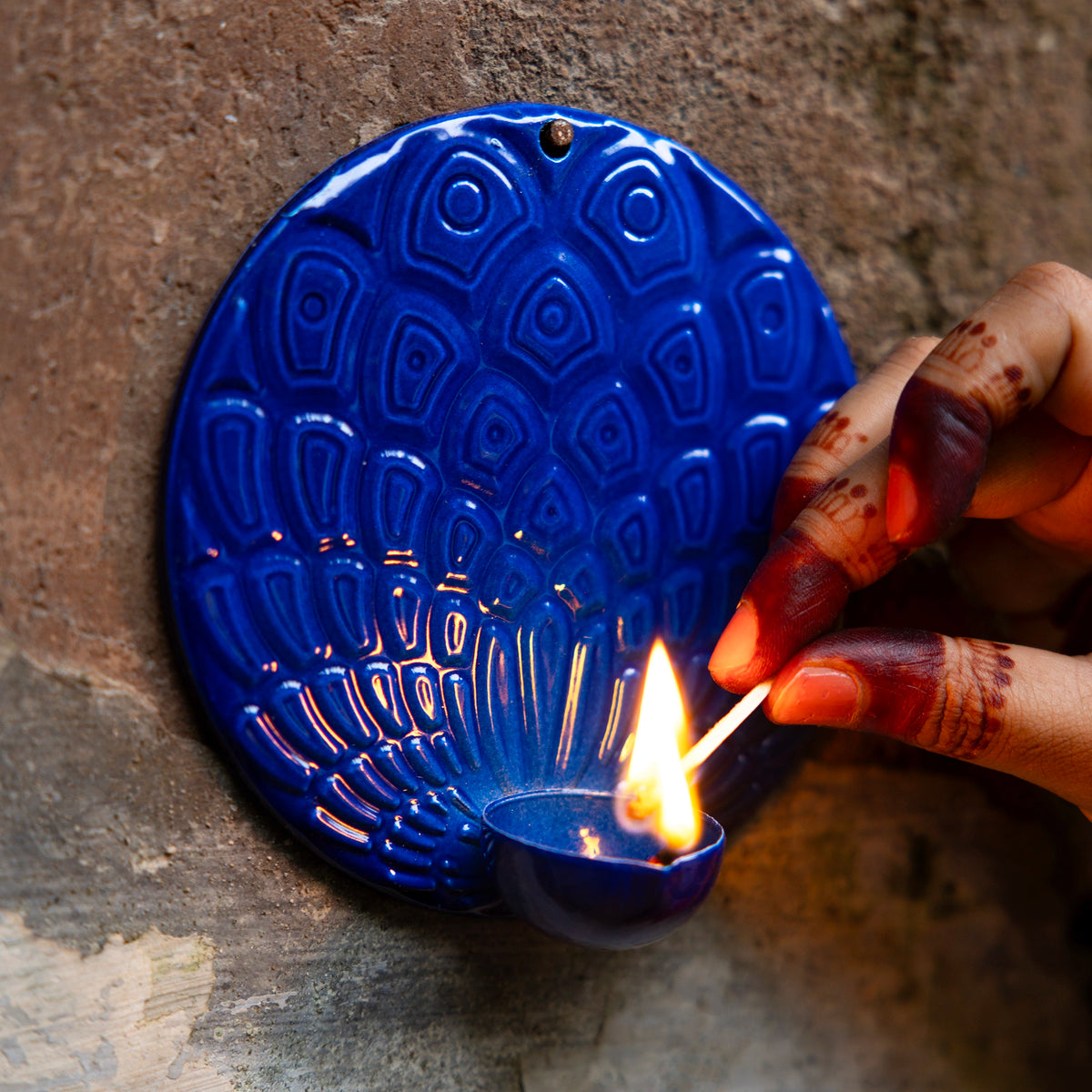 Phool Morpankh Wall Hanging Diya Holder